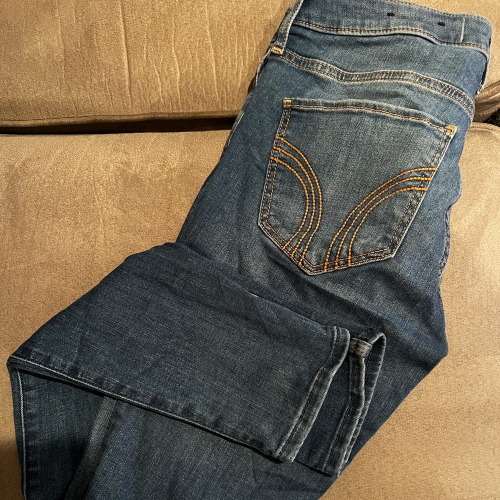Hollister women’s jeans. Size 26. Denim blue.